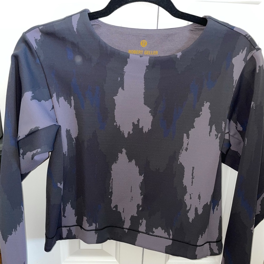 Lulu lemon x Robert Geller crop sweatshirt